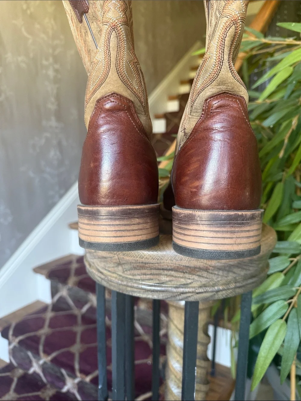 ARIAT VALOR men’s western cowboy boots very good condition size 9 1/2 D